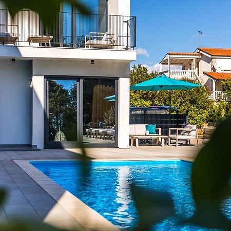 Апартаменты Olive Tree Mansion Вир Экстерьер фото