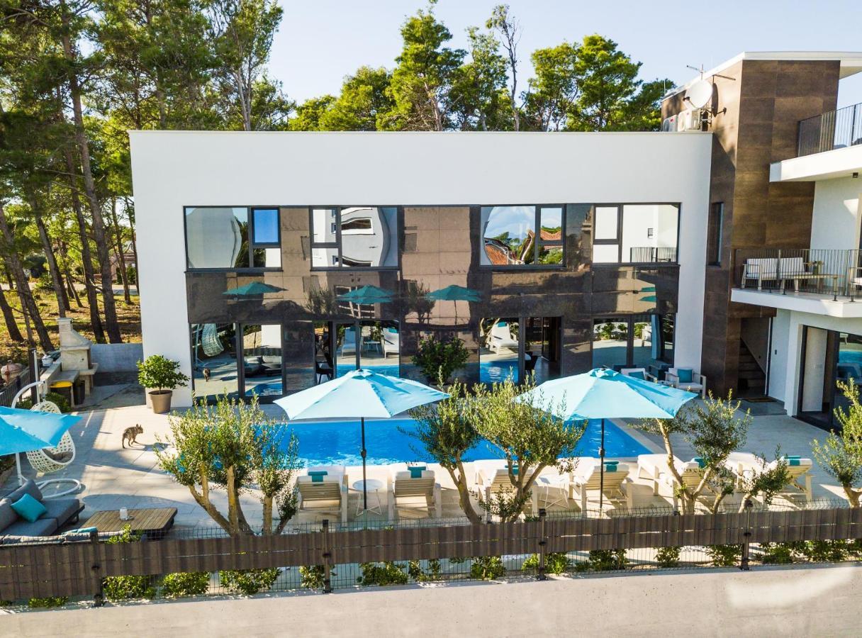Апартаменты Olive Tree Mansion Вир Экстерьер фото