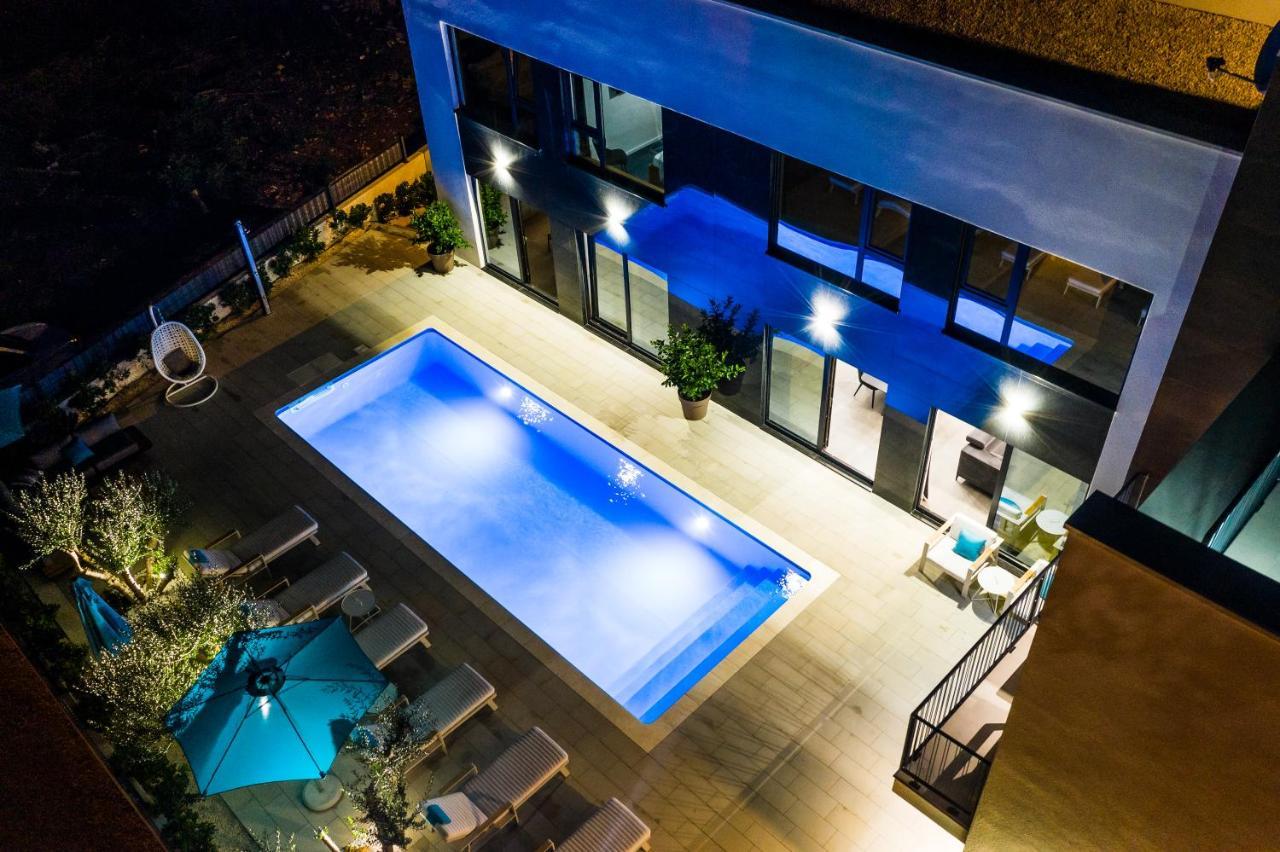 Апартаменты Olive Tree Mansion Вир Экстерьер фото